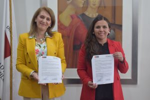 UA Firma convenio U. Autonoma Municipalidad de Hualane 1