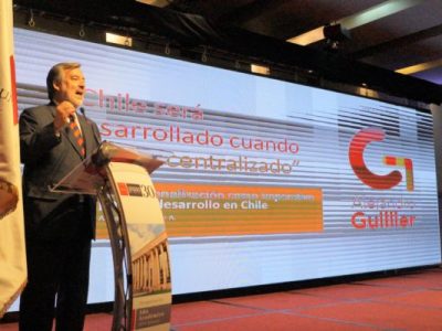 Senador Alejandro Guillier en la Autónoma: “En Santiago no somos prioridad las regiones”