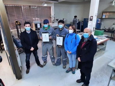 Egresados del Liceo Bicentenario Tecnológico de La Araucanía se integran como ayudantes de laboratorio al CTTC