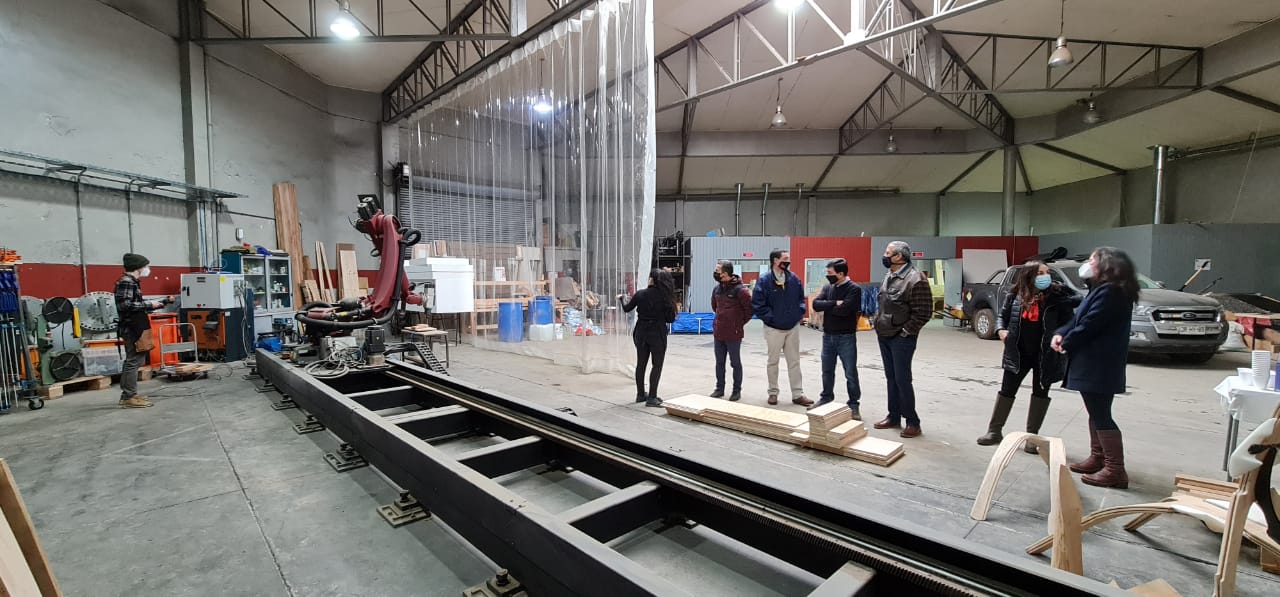 Representantes de CCHC visitan instalaciones del Centro de Transferencia Tecnológica de la Construcción