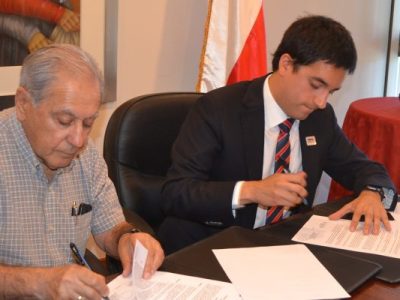 U. Autónoma firma convenio con Sercotec para beneficiar a las pymes del Maule