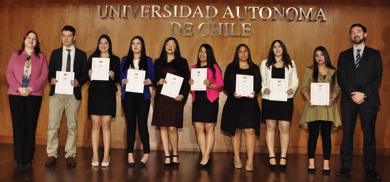 Estudiantes de tercer año de Derecho reciben su habilitación para ejercer en Tribunales