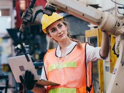 Ingeniería Civil Industrial reúne a mujeres ingenieras en segunda versión de ciclo webinar