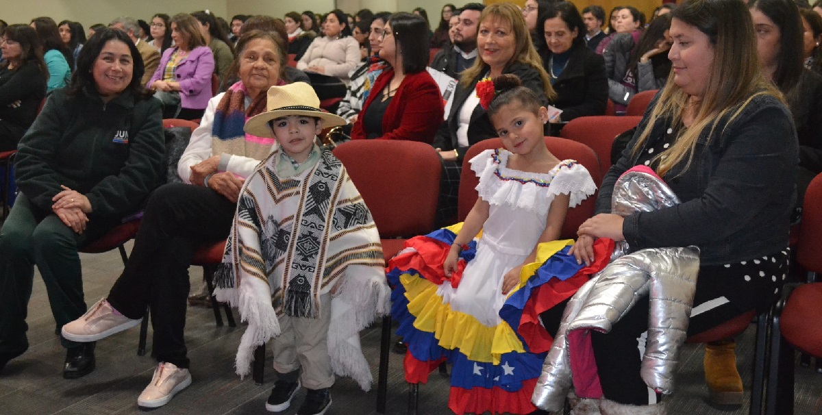 Facultad de Educación organiza encuentros para abordar inclusión, derechos del niño y política educativa