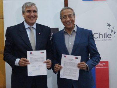 U. Autónoma y Pro Chile sellan alianza para fomentar desarrollo de pymes y emprendedores locales con potencial exportador