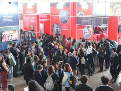 Universidad Autónoma de Chile inició su participación en el Salón de Orientación de Alternativas Académicas SIAD 2023