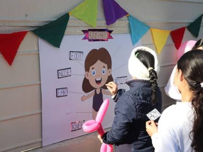 Estudiantes de Pedagogía en Inglés fueron protagonistas de actividad con alumnos de la Escuela Especial Los Cedros del Líbano 