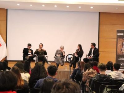 Carrera de Periodismo realizó conversatorio “Escribiendo la memoria: Conmemoración a los 50 años del Golpe de Estado en Chile” 