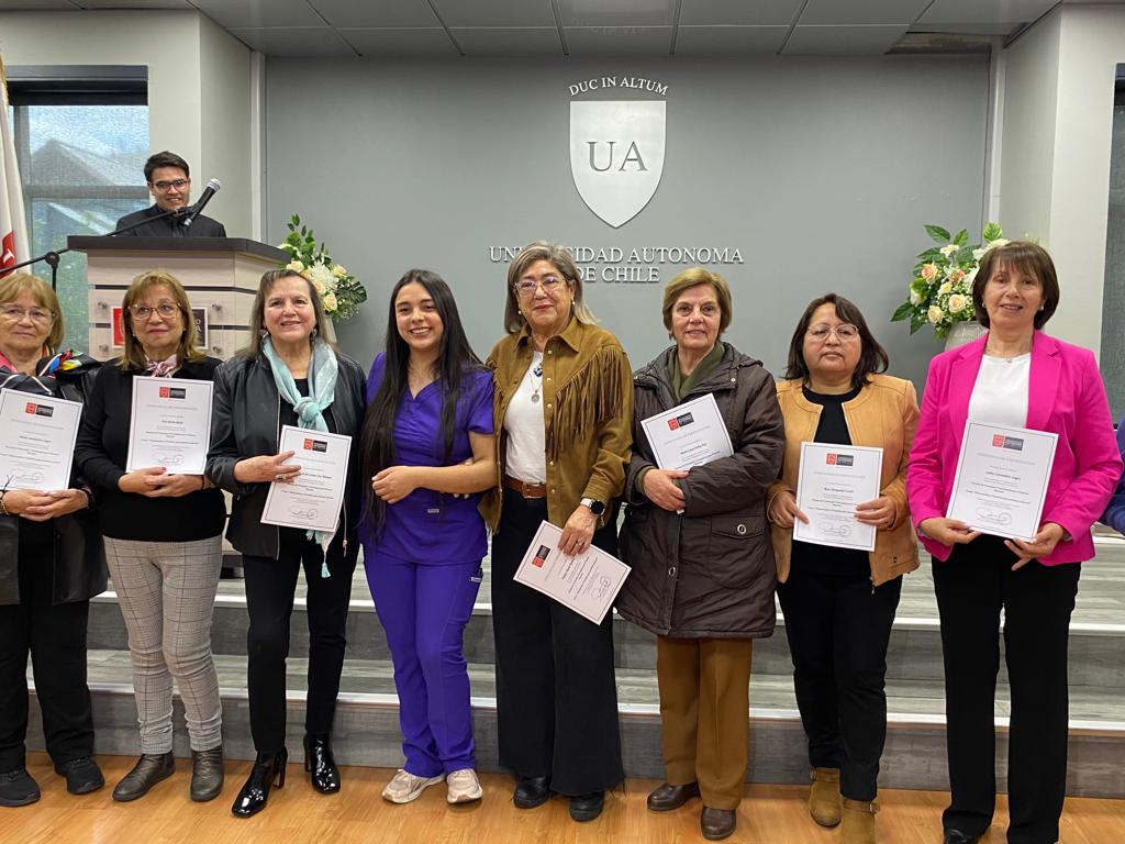 Universidad Autónoma certifica a Adultos Mayores
