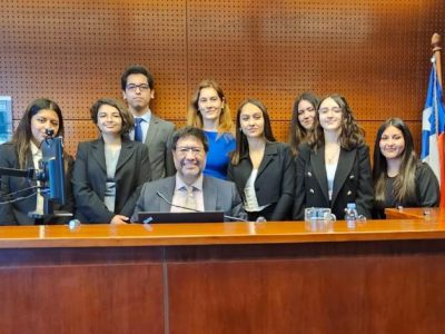 Estudiantes de segundo año de la carrera de Derecho realizaron una visita al Centro de Justicia de Santiago
