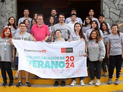 Voluntariado de Verano de la U. Autónoma en Talca apoyó localidad de Paso Nevado