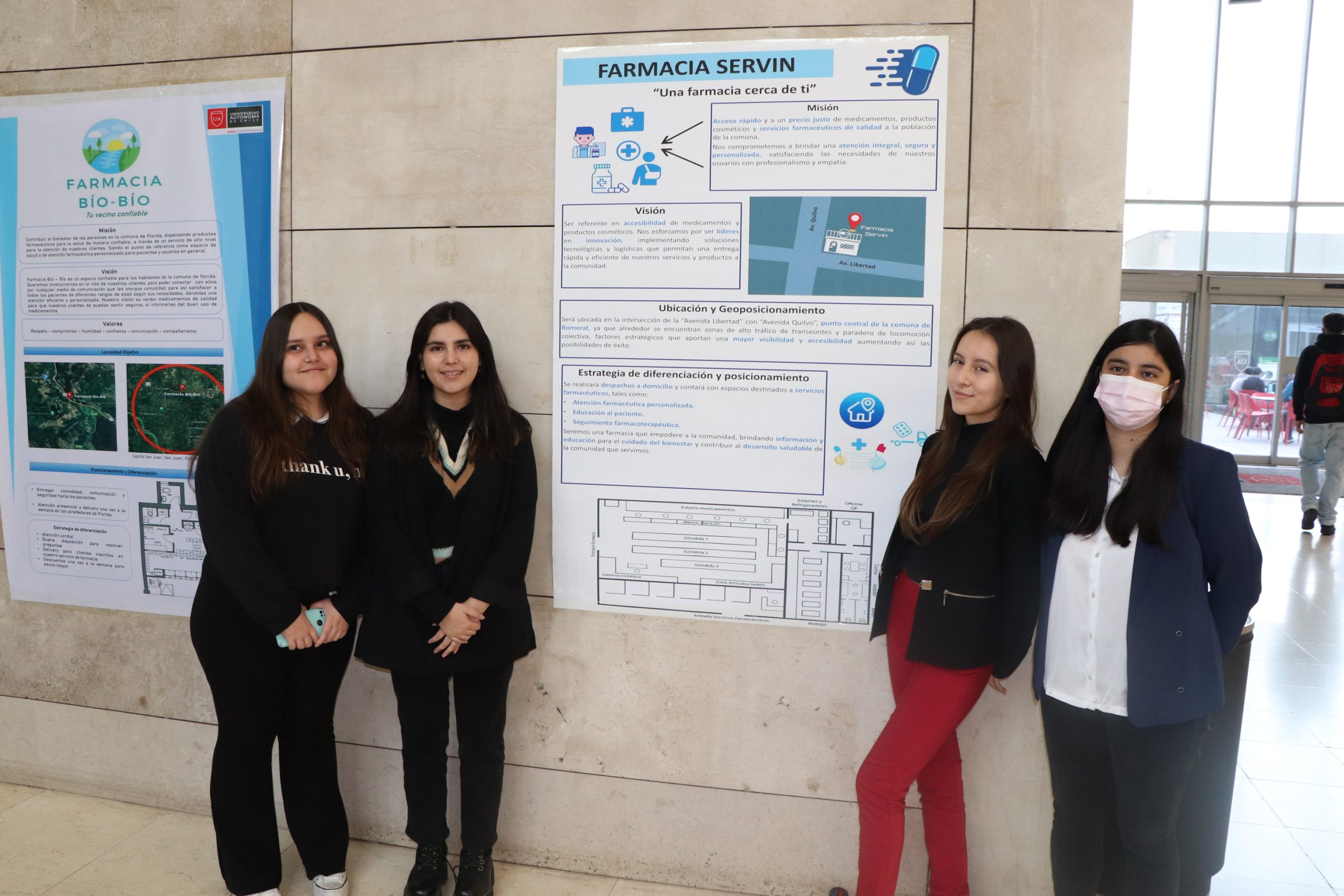 Estudiantes de Química y Farmacia presentaron pósteres científicos en Sede Santiago