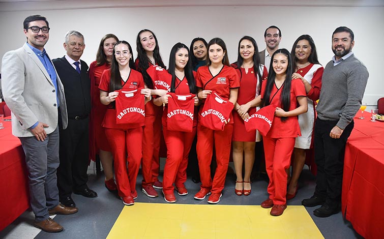 Cinco estudiantes de Obstetricia y Puericultura de la UA Talca realizarán Práctica Clínica Internacional