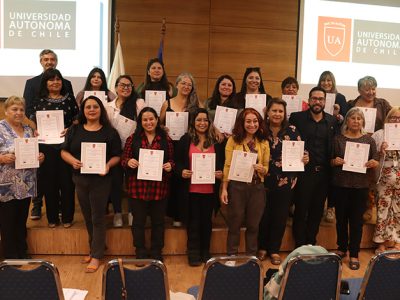 Fundación Lideresas Sociales y Trascender entregaron sus certificados a un grupo de mujeres líderes de la Comuna de Maipú