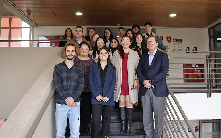 Proyecto InES Ciencia Abierta de la U. Autónoma inicia su programa de embajadores en Temuco