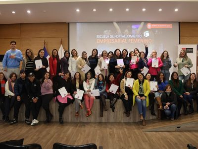 Carrera de Ingeniería Comercial impulsó 3ª Escuela Fortalecimiento Empresarial Femenino para capacitar a mujeres emprendedoras de Las Condes