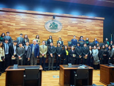 Estudiantes de la Carrera de Derecho campus El Llano Subercaseaux realizaron visita al Tribunal Constitucional 