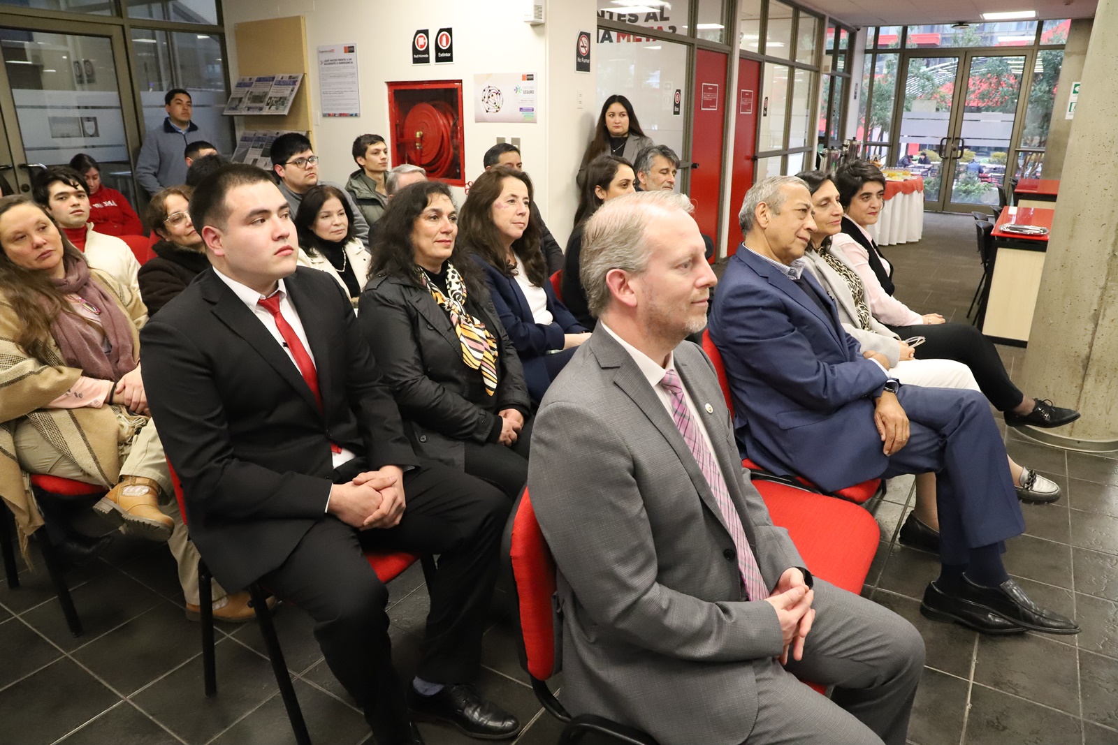 FOTO inauguracion nuevos espacios biblioteca 3