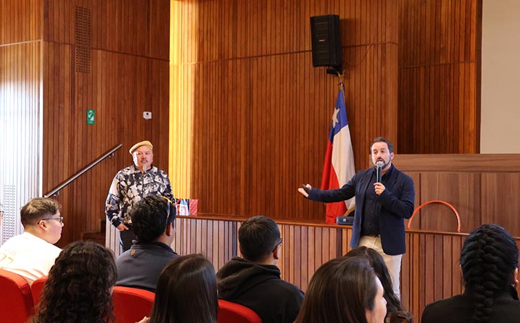 INJUV y ExperienciaUA desarrollaron “Taller de Risoterapia para el Manejo de la Ansiedad”