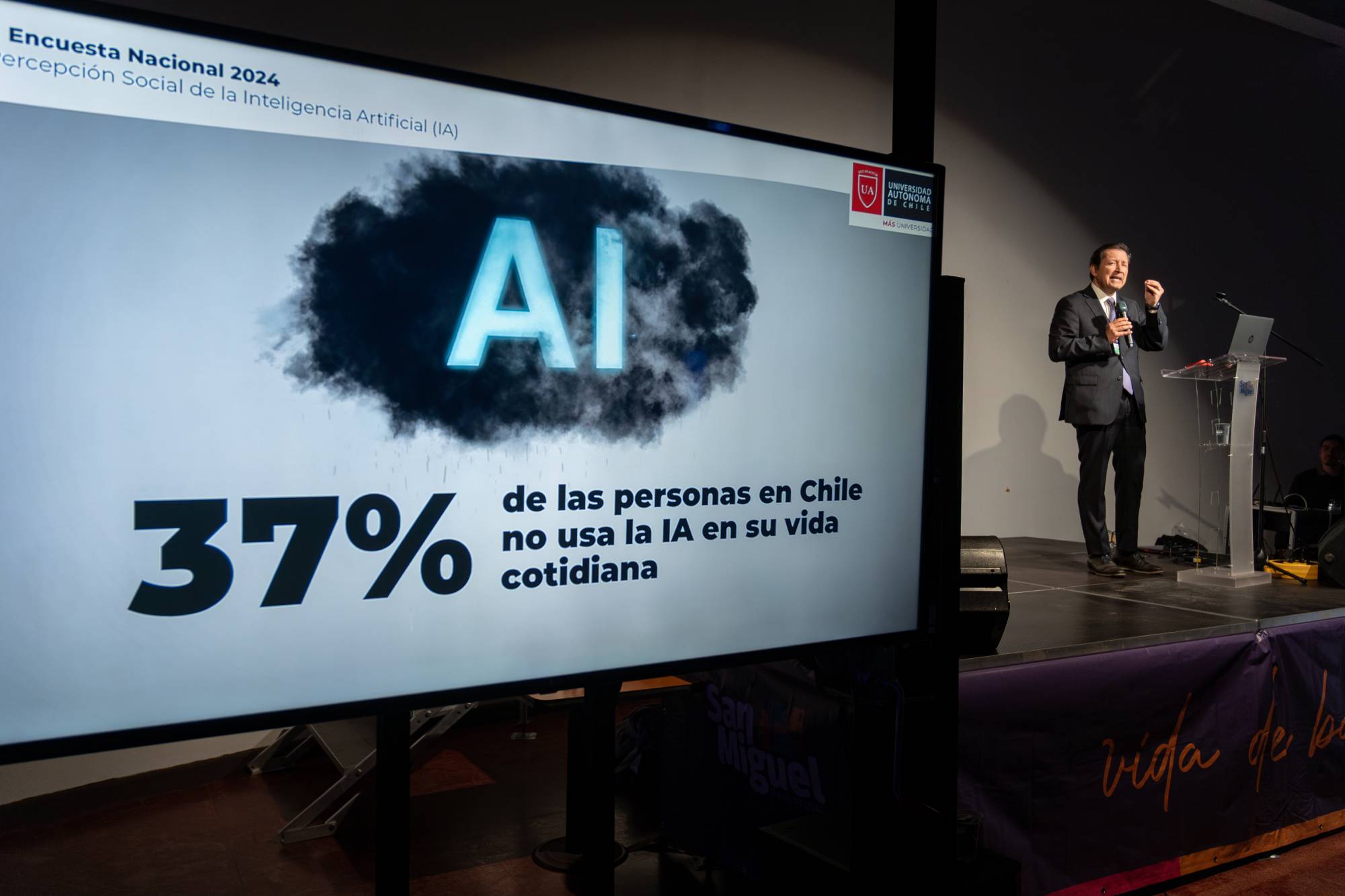 Centro de Comunicación de las Ciencias publica los resultados de la II Encuesta de Percepción Social de la Inteligencia Artificial en Chile