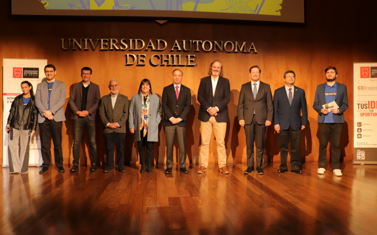 Autoridades y asistentes en Actitud Fest