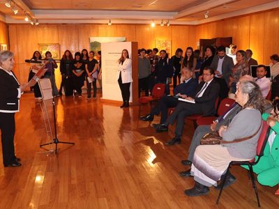 Galería de Arte de U. Autónoma en Talca inauguró “Colores en Historias Enarboladas”