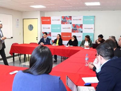 Mesa de Salud Mental impulsa iniciativas para el bienestar de estudiantes en campos clínicos