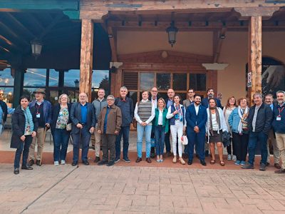 Académico de la Facultad de Administración y Negocios participa en congresos y encuentros en España