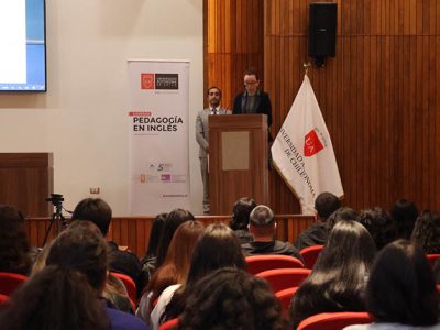 Con ferias, conversatorios y conferencias se celebraron los 20 años de la carrera de Pedagogía en Inglés