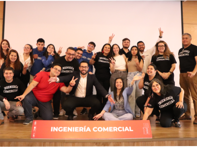 Ingeniería Comercial Celebra la Excelencia: Reconocimiento a los Mejores Estudiantes y Docentes 2024