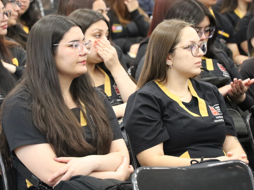 Estudiantes de fonoaudiología.