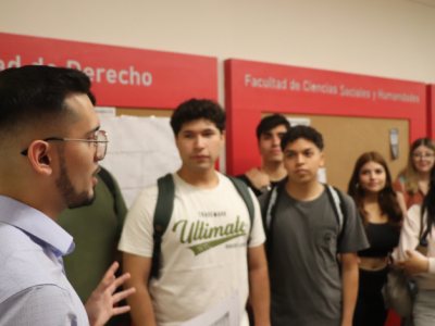 Estudiantes de Sede Santiago se capacitan para el proceso de Matrículas 2025 