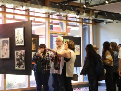 U. Autónoma inaugura temporada de exposiciones con una muestra dedicada a la identidad femenina en Temuco